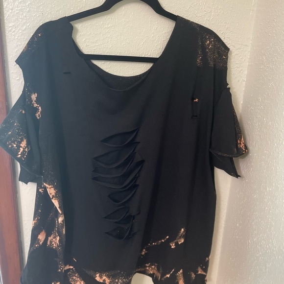 Tattered and Torn but not broken T-shirt - Picture 3 of 5